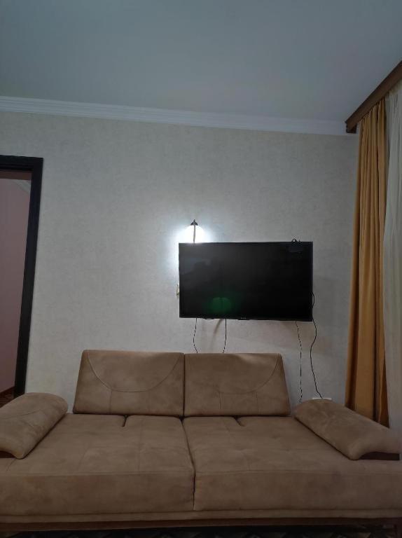 Apartment On Sherif Khimshiashvili Street 15B บาทูมิ ภายนอก รูปภาพ