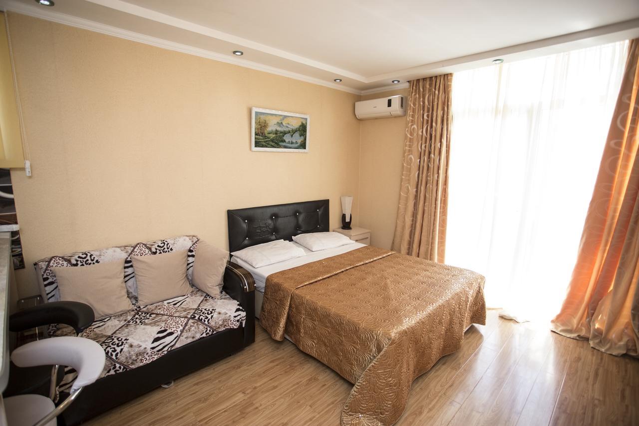 Apartment On Sherif Khimshiashvili Street 15B บาทูมิ ภายนอก รูปภาพ