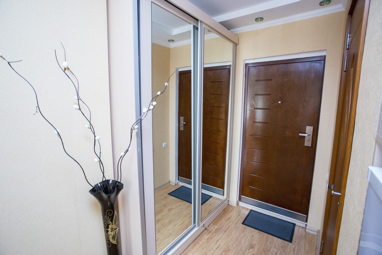 Apartment On Sherif Khimshiashvili Street 15B บาทูมิ ภายนอก รูปภาพ